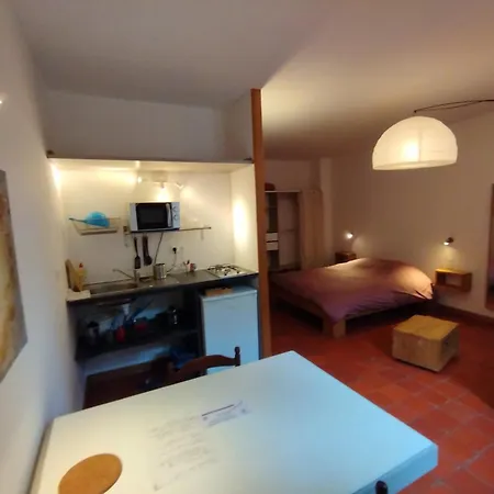 Apartment Les De St Guilhem Saint-Guilhem-le-Desert