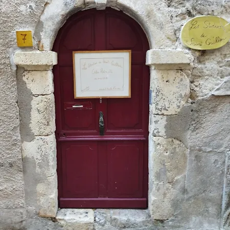 Les De St Guilhem شقة